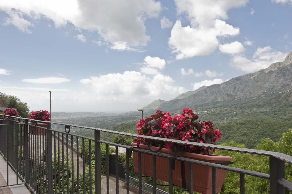 Casa Vacanze "Pietra Viva" Castelnuovo Parano Ngoại thất bức ảnh