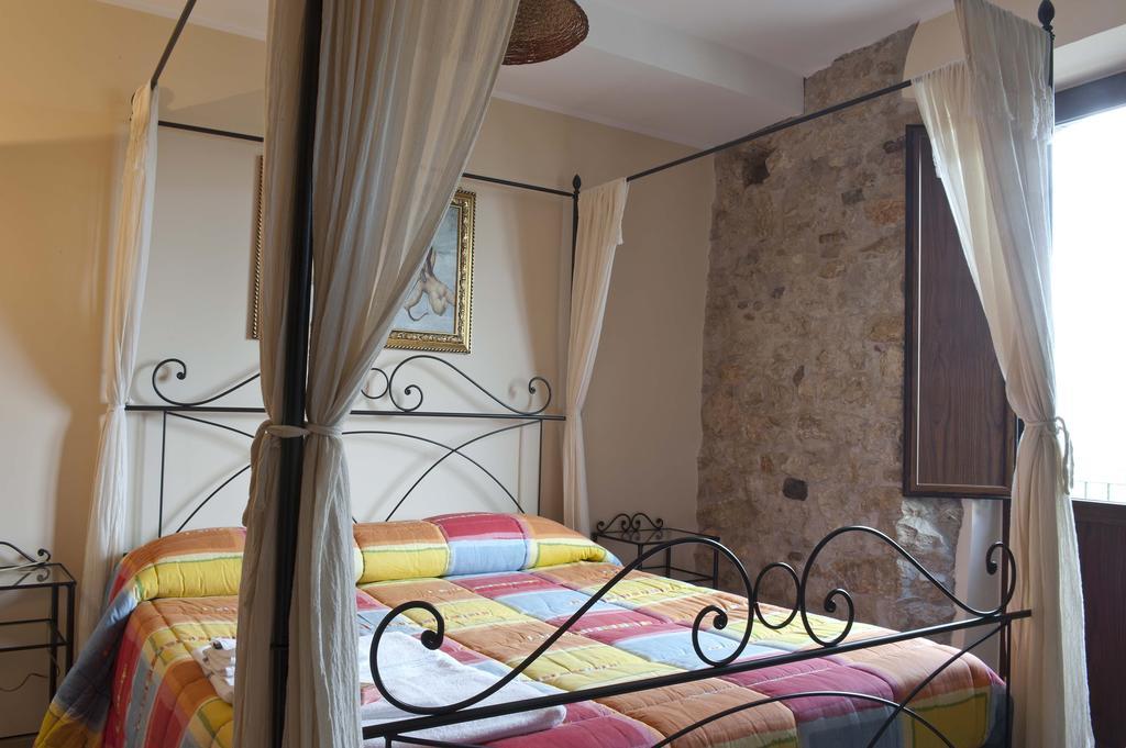 Casa Vacanze "Pietra Viva" Castelnuovo Parano Phòng bức ảnh