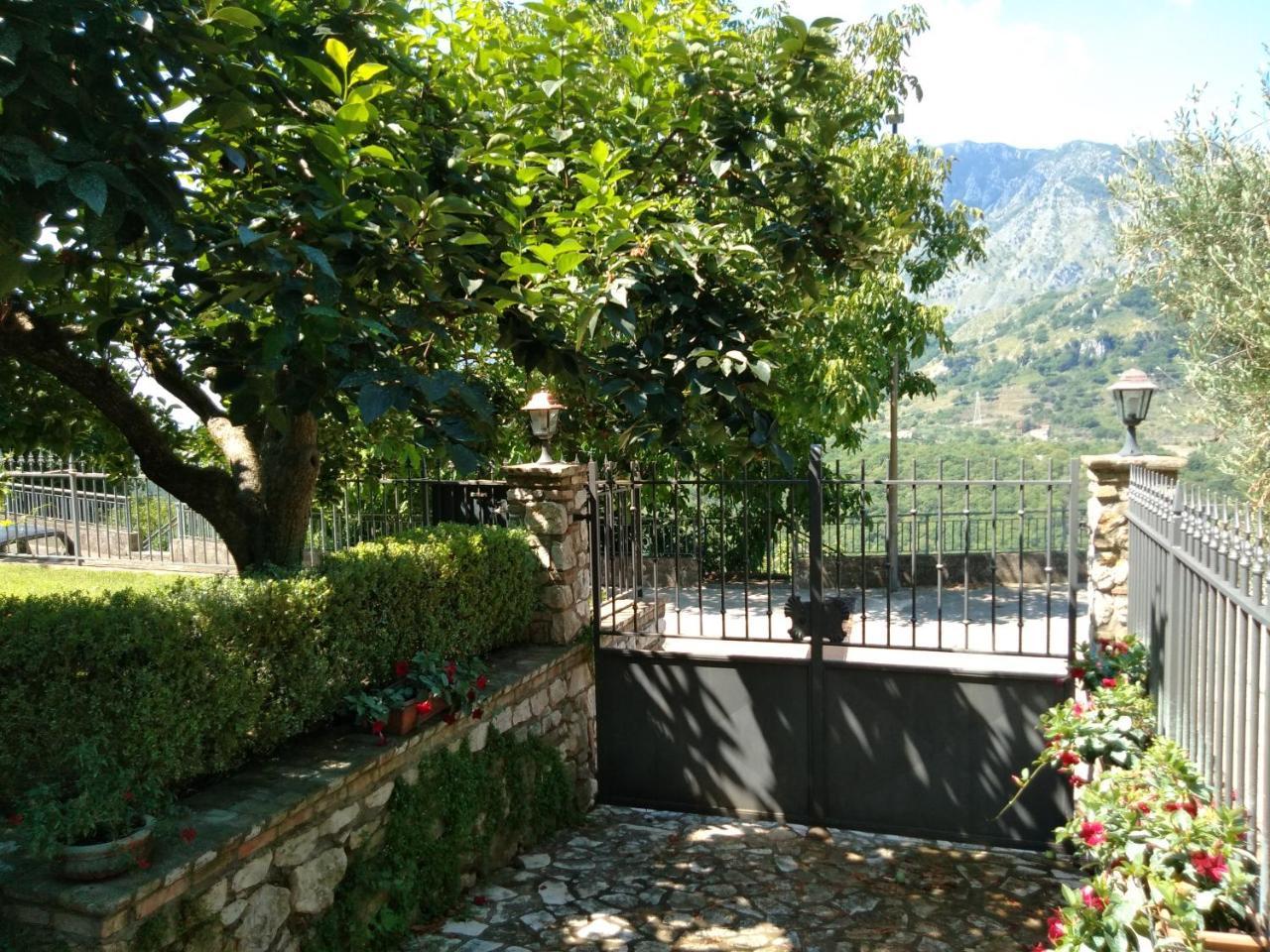 Casa Vacanze "Pietra Viva" Castelnuovo Parano Ngoại thất bức ảnh